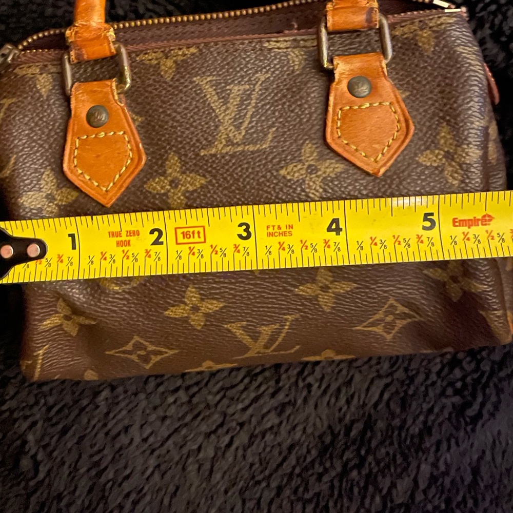 Authentic Louis Vuitton mini speedy bag - Picture 10 of 11